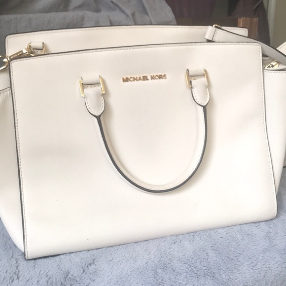 Michael Kors Handbags - Cream/off-white Michael Kors purse